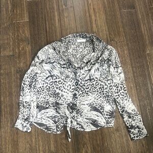 Equipment  Silk Stylish Black and White Women's Top